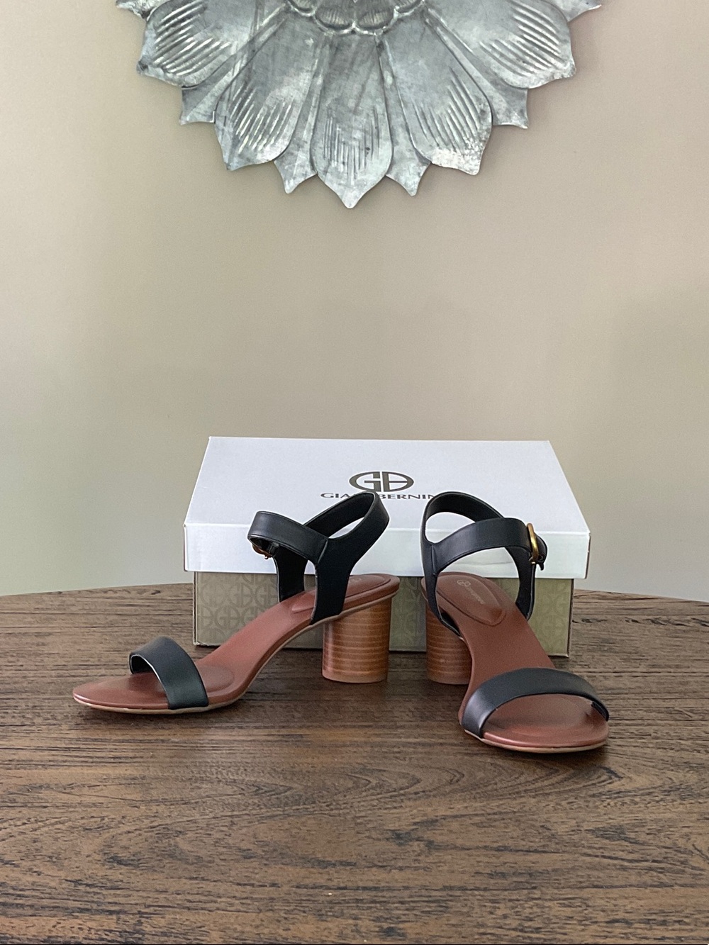 Giani Bernini Black Leather Open-Toe Block Heel Sandals